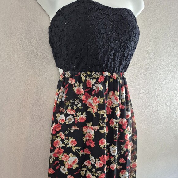 Black Floral Strapless Maxi Dress. Small - Picture 1 of 6